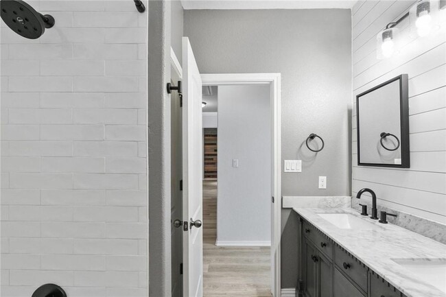 Building Photo - 4708 Mont Blanc Dr