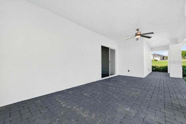 Building Photo - 200 Snowy Orchid Way