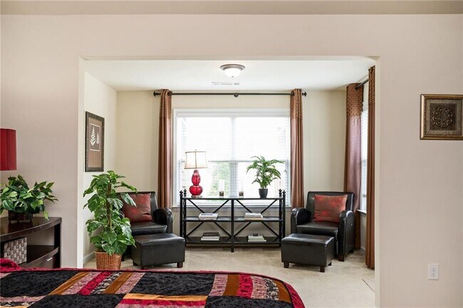 Building Photo - 4306 Laurel Creek Ct SE