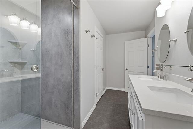 Building Photo - 2725 Ryan Pl Dr