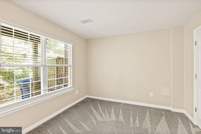 Building Photo - 10032 Moxleys Ford Ln