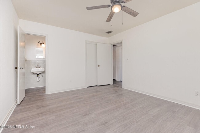 Building Photo - 6022 Sudbury Ave