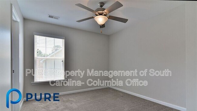 Building Photo - 229 Kenmore Park Dr
