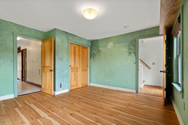 Building Photo - 35 Merrimac St
