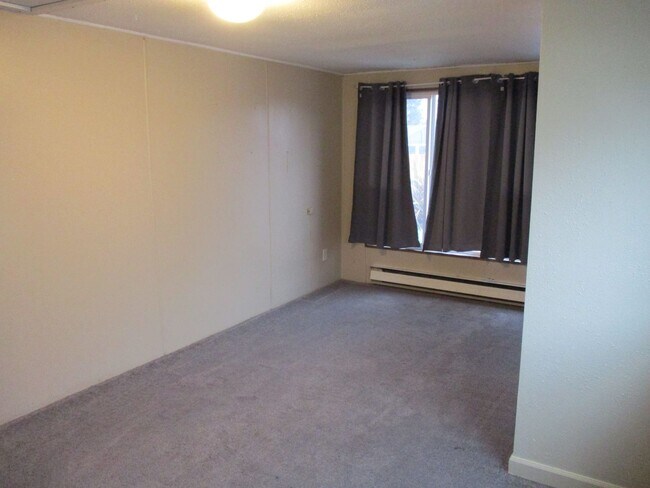 Building Photo - Adorable 3 Bedroom, 1 Bathroom Home in Tacoma