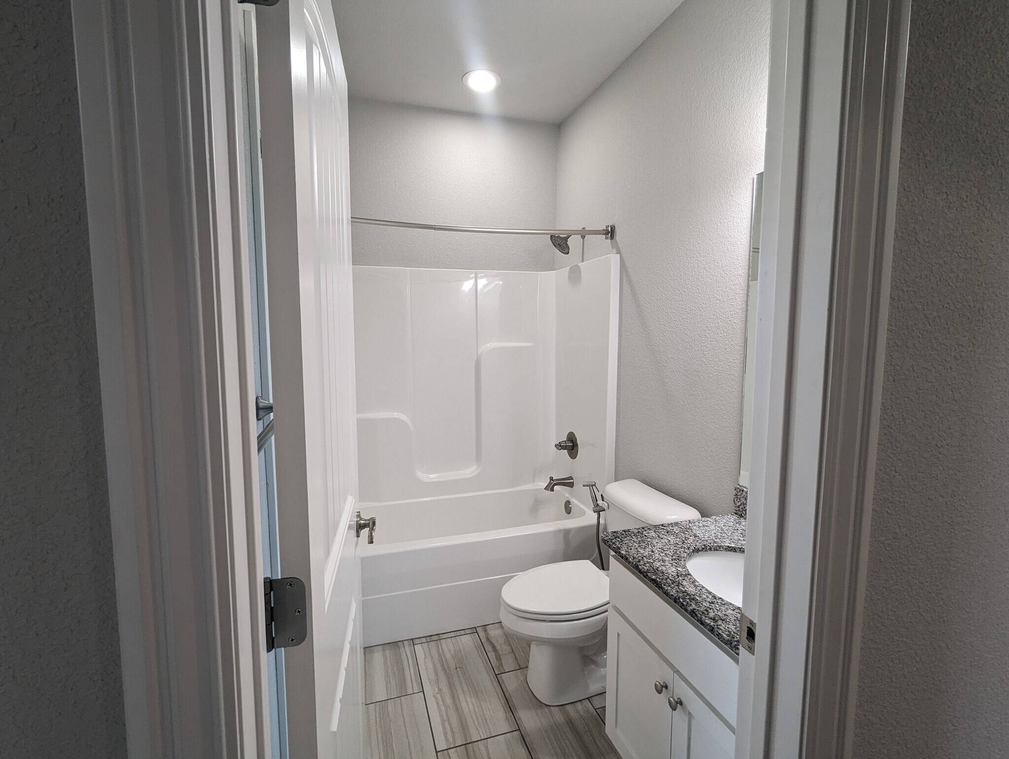 Hallway bathroom - 4360 W Wales Dr