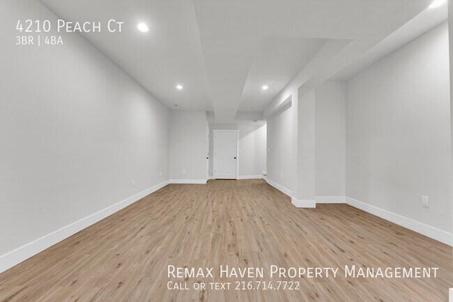 Building Photo - 4210 Peach Ct