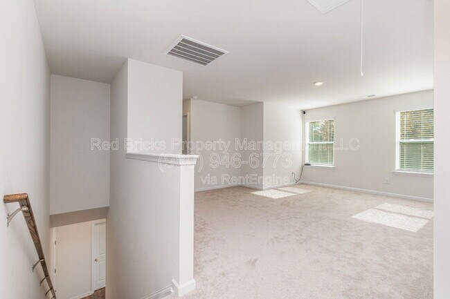 Building Photo - 10759 Adair Wds Dr