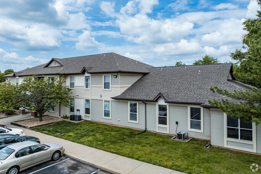 Building Photo - Chesterfield Village