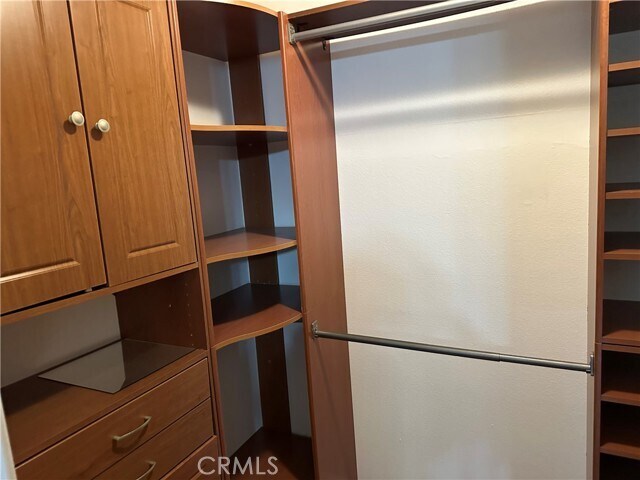 Building Photo - 187 Rockwood