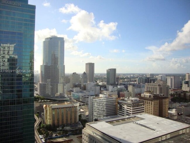 Building Photo - 300 S Biscayne Blvd