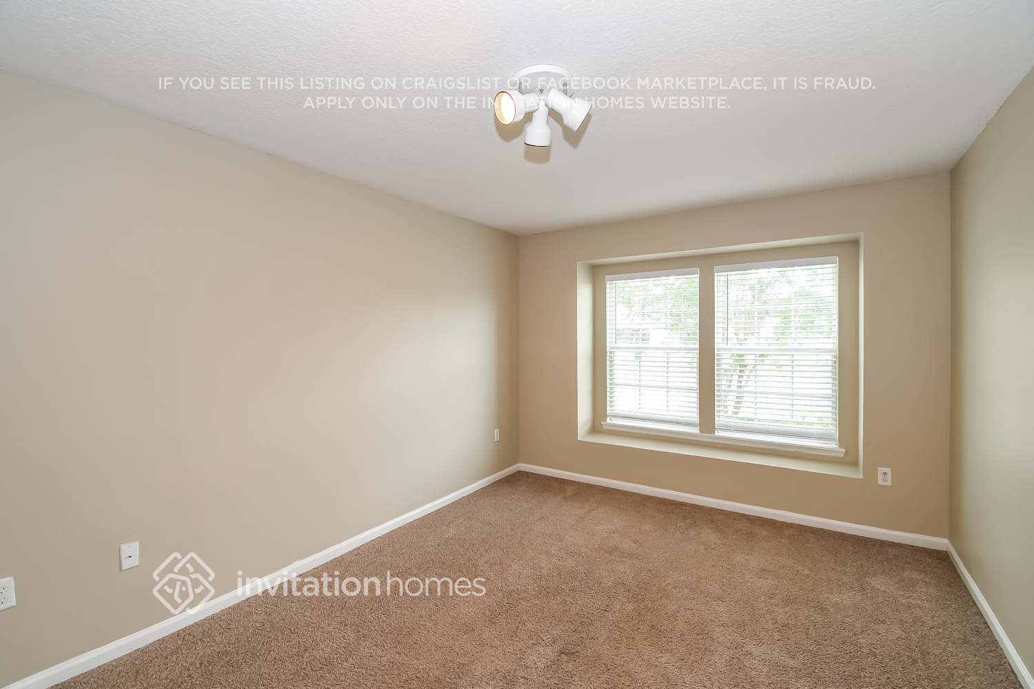 Building Photo - 12628 Pine Marsh Way