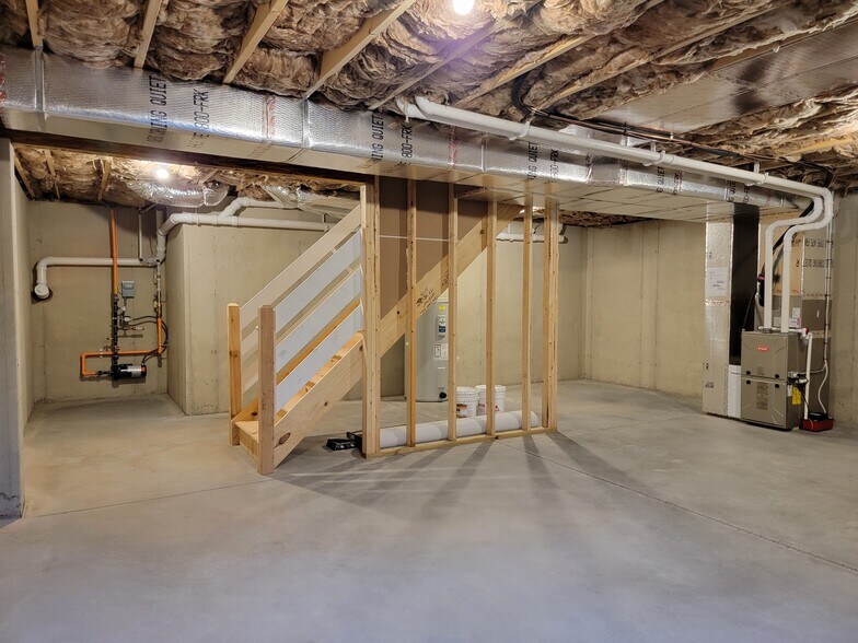Building Photo - 107 Magnolia Dr