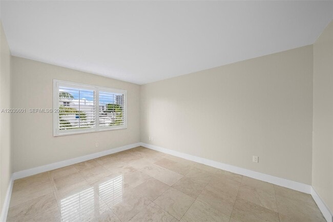 Building Photo - 1610 Lenox Ave.