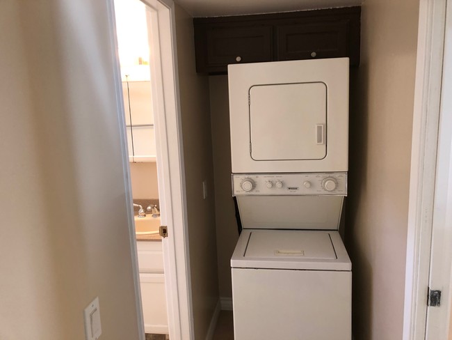 laundry/dryer within the unit - 2118 Ernest Ave