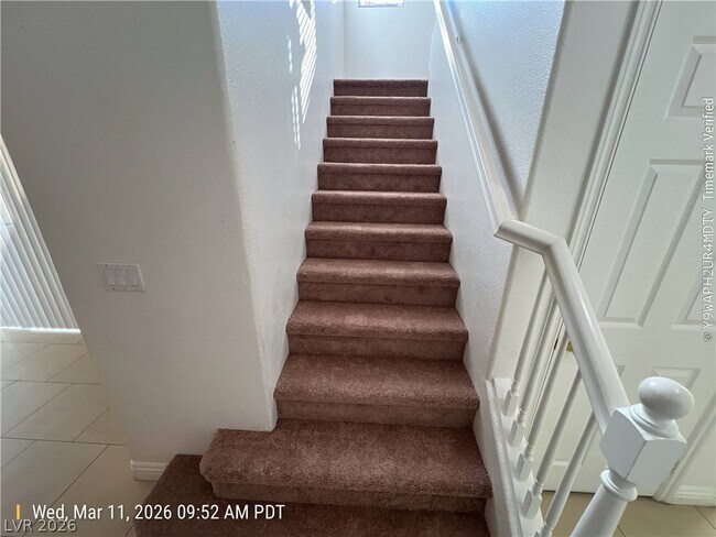 Building Photo - 7558 Grassy Bank St