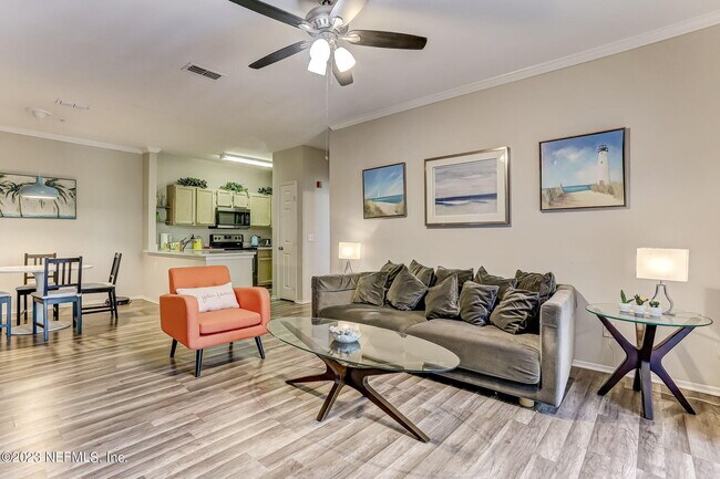 Building Photo - 170 Veracruz Dr