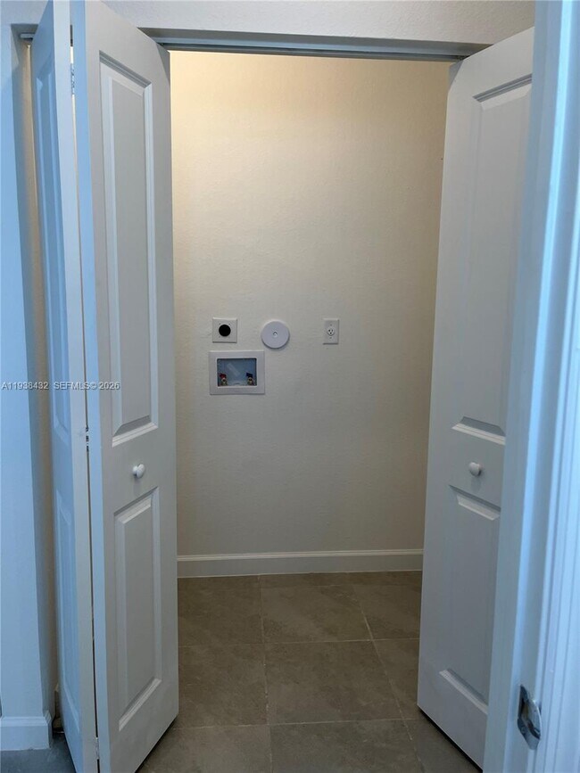 Building Photo - 11889 SW 246 Terrace