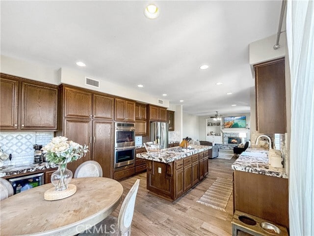 Building Photo - 23011 Bouquet