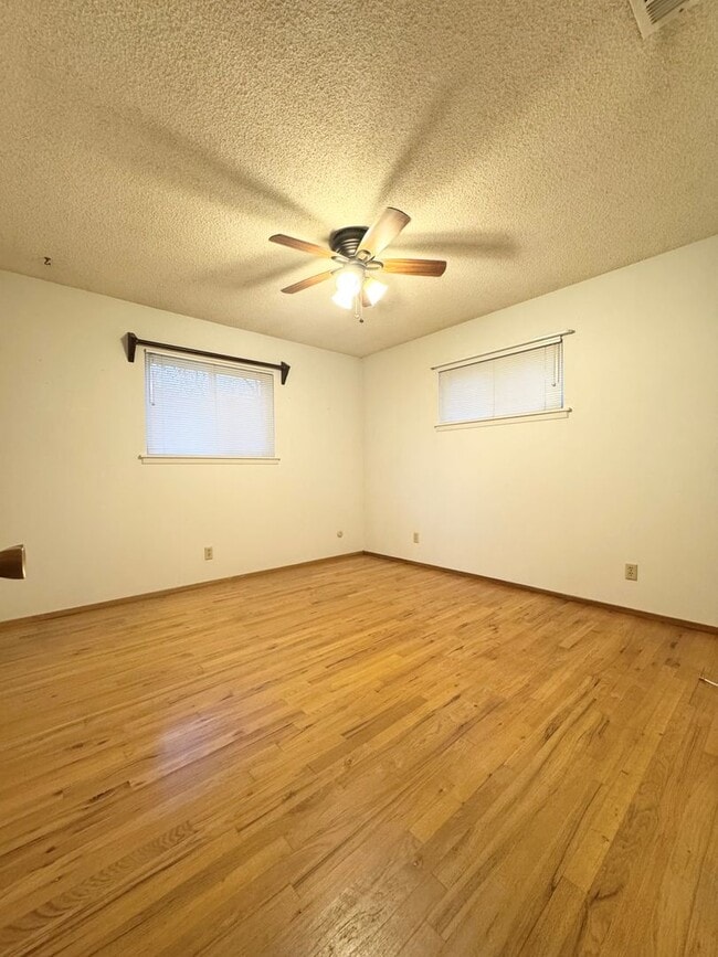 Building Photo - Charming 3-Bedroom Home in the Heart of Redding!