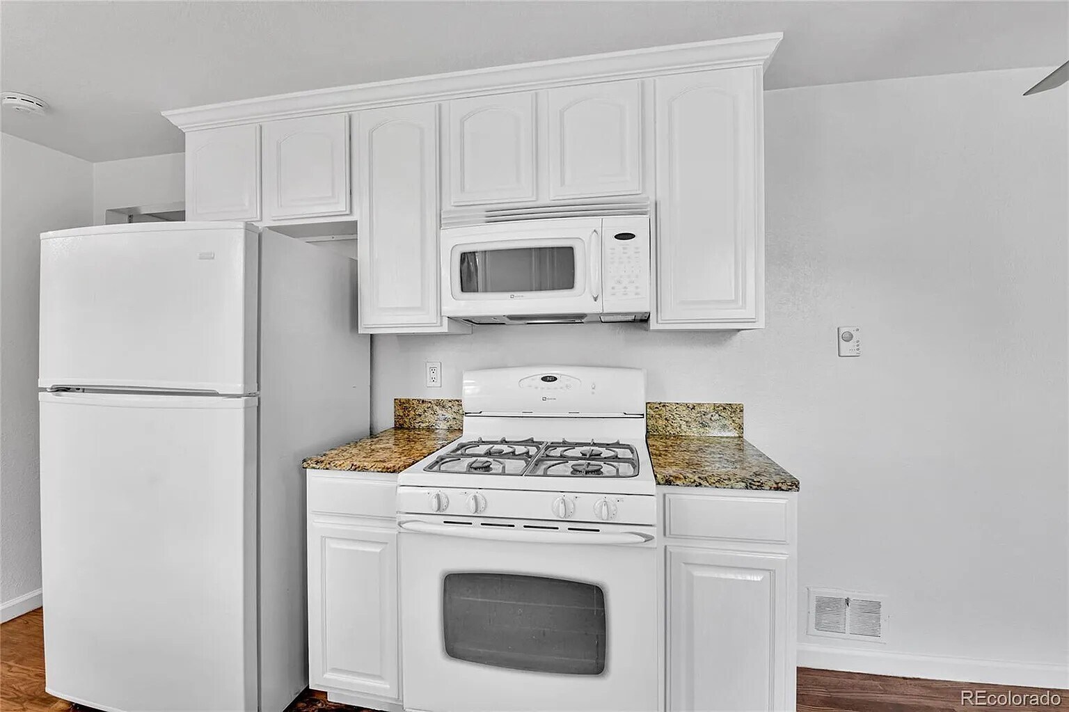 Building Photo - 4155 S Lipan St