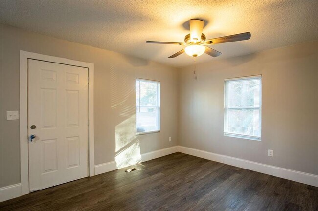 Building Photo - 4649 Burks Rd