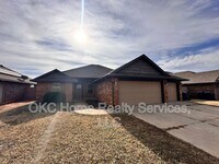 Building Photo - 2412 SE 92nd Terrace