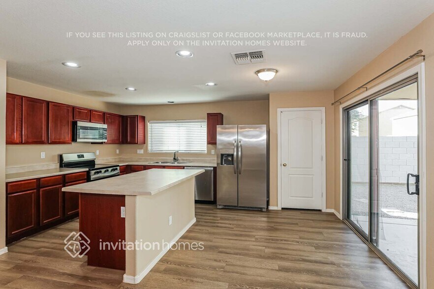 Building Photo - 40274 W Helen Ct