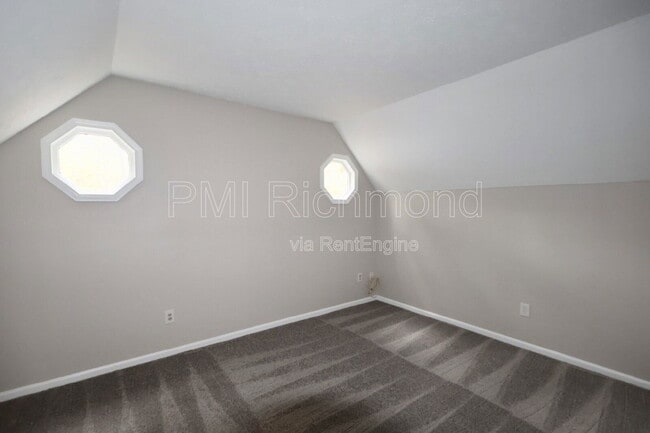 Building Photo - 2801 Pine Meadows Cir