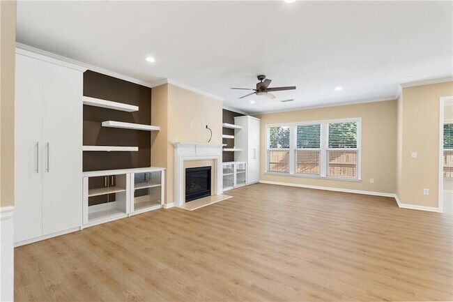 Building Photo - 865 Great Glen Pl