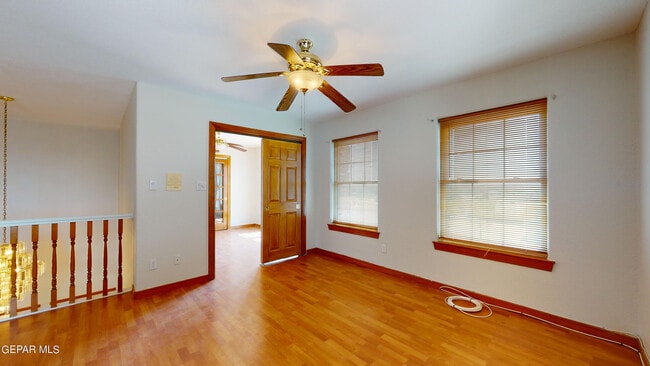 Building Photo - 9033 Leo St