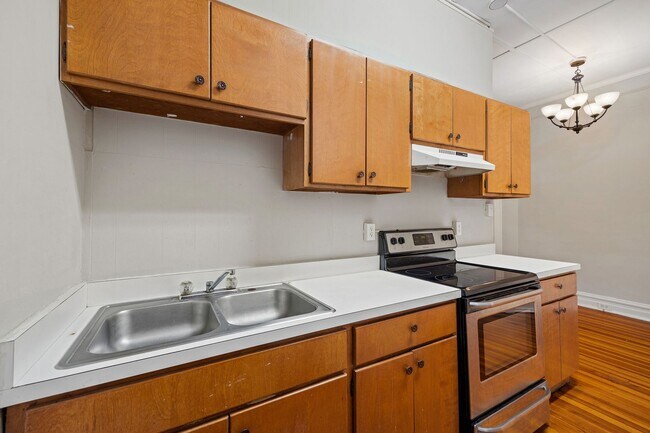 Building Photo - 22 N Arthur Ashe Blvd