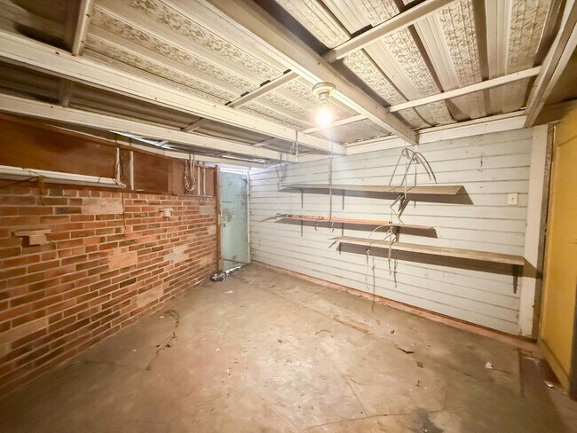 Building Photo - 1719-1723 21st Ave