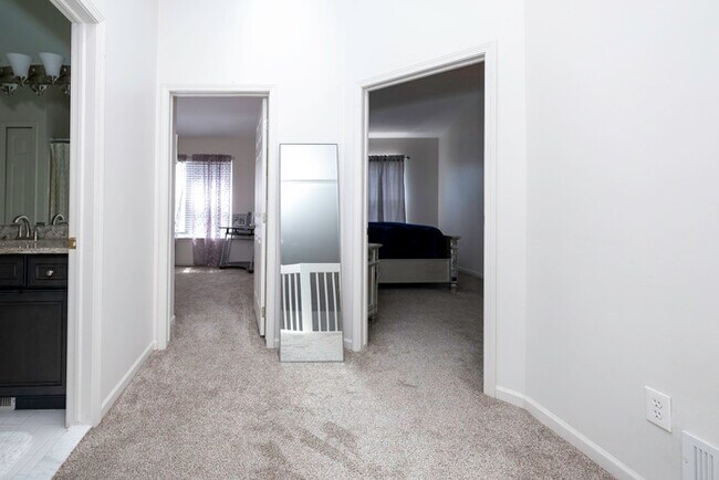 Building Photo - 2928 Prince Hall Dr