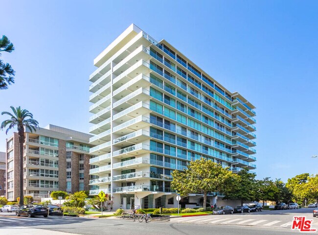 Building Photo - 535 Ocean Ave