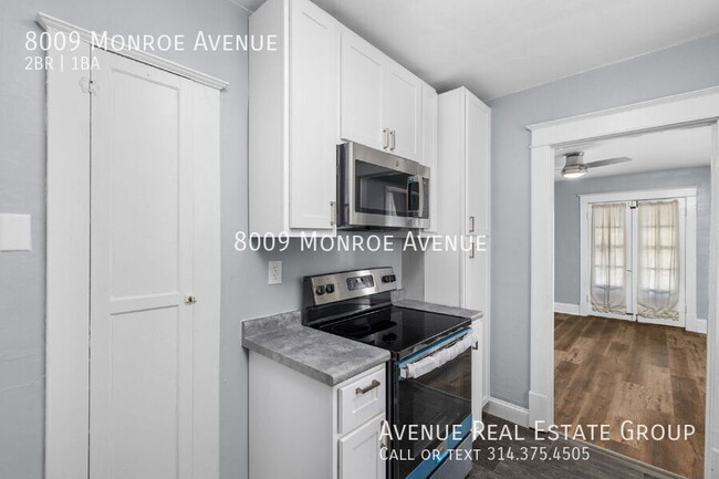 Building Photo - 8009 Monroe Ave