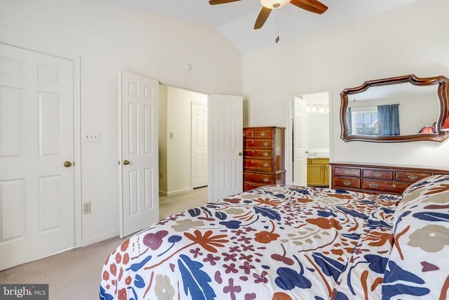 Building Photo - 7415 Salford Ct