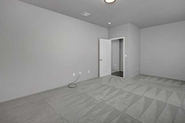 Building Photo - Beautiful home in Tradewinds! Will not last long call today