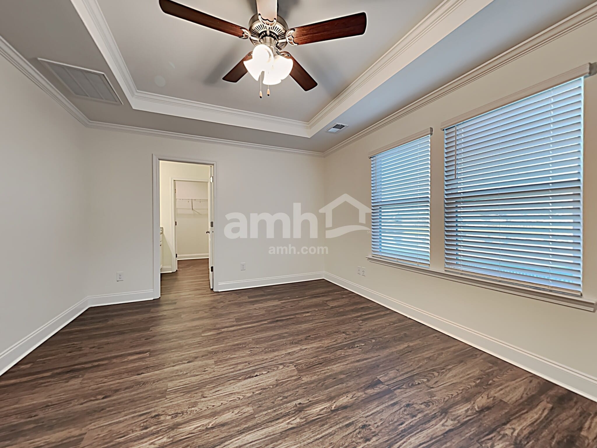 Building Photo - 323 Azore Way