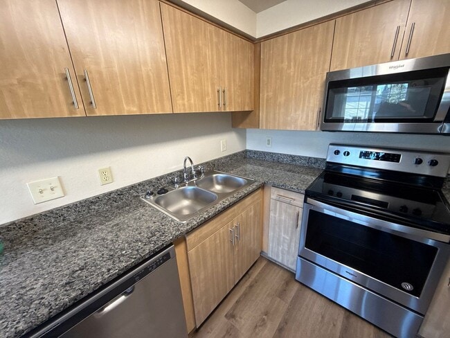 Building Photo - 918 Bryan Ct