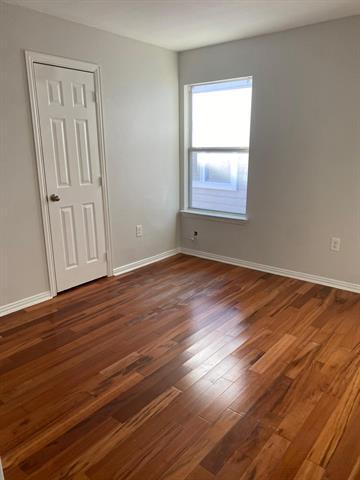 Building Photo - 1334 Falcon Dr