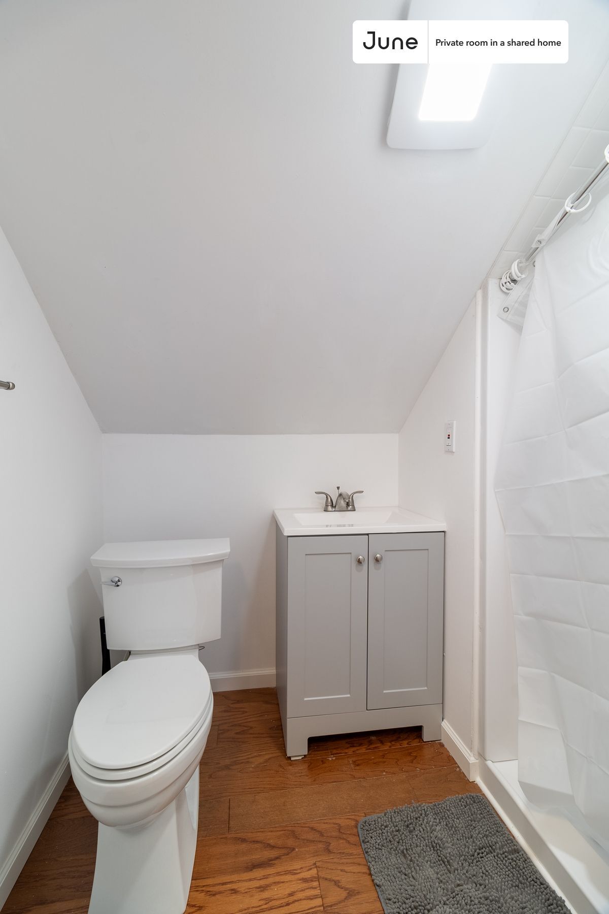 Building Photo - Room in Shared 4 bed/4 bath home in East Cambridge