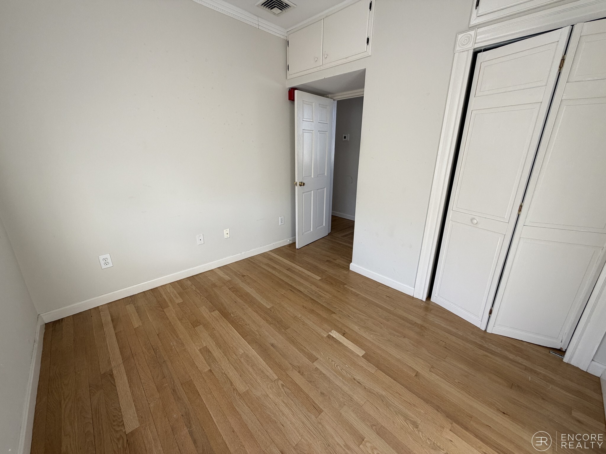 Building Photo - 4 Bishop Allen Dr