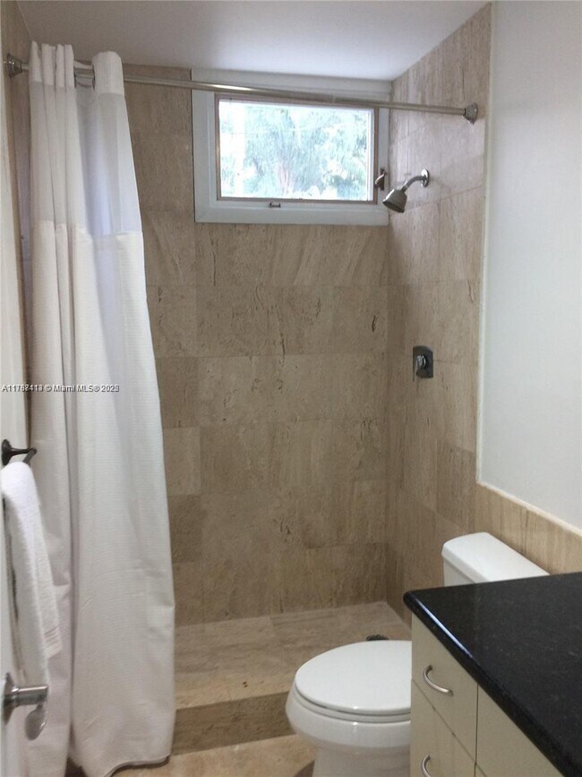 Building Photo - 4410 Brighton Pl