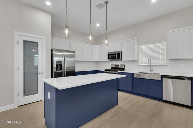 Building Photo - 13931 Sky Harbor Ave