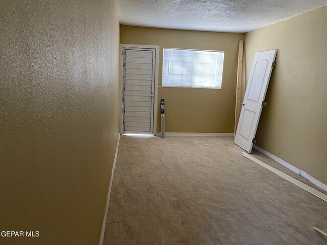 Building Photo - 5330 Delta Dr