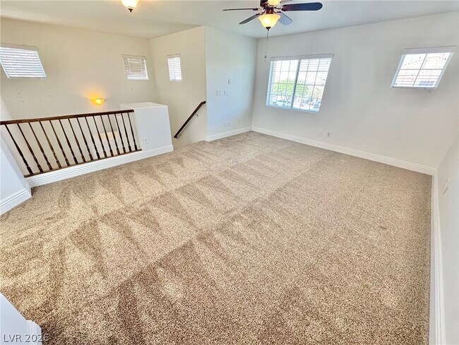 Building Photo - 9469 Thatched Sunlight Ct