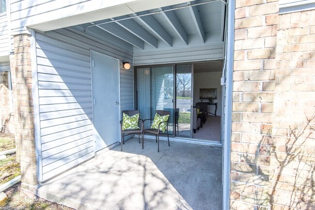 Patios - Schooner Cove