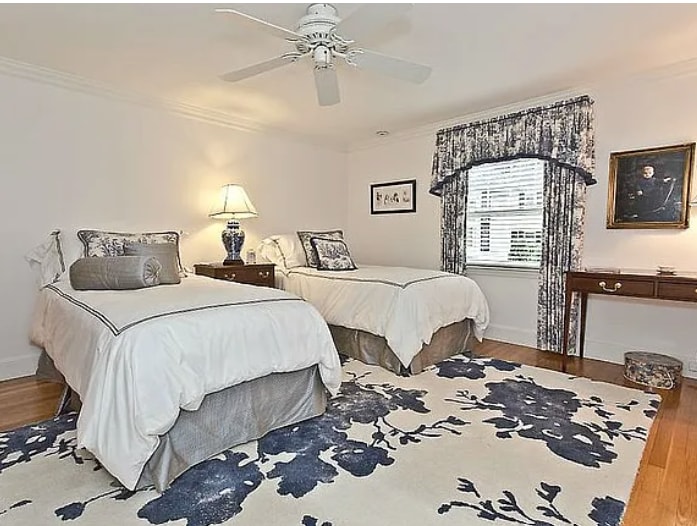Bedroom 2 - 140 Main St