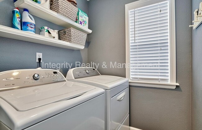 Building Photo - 10337 S Rotherwood Cir